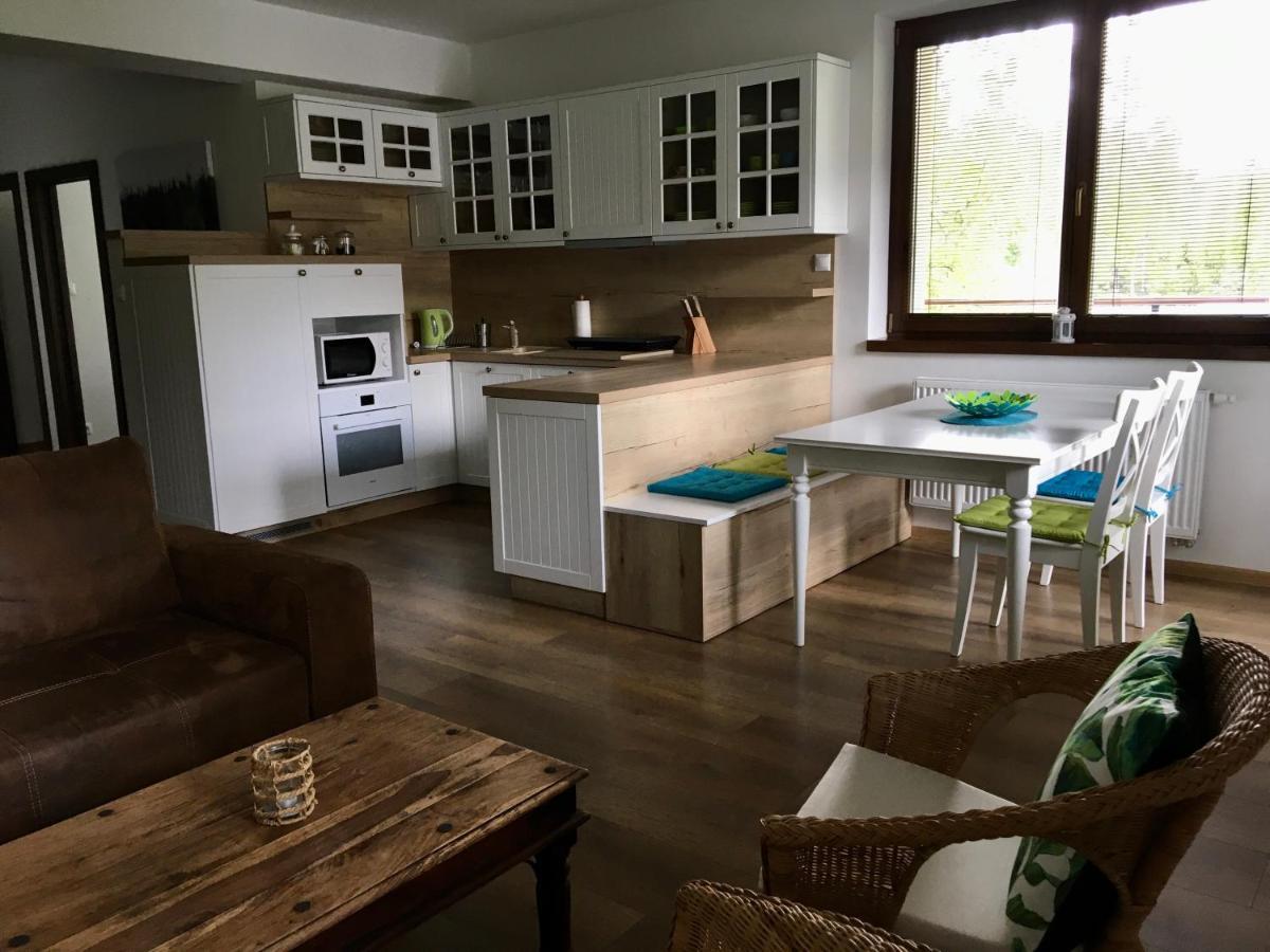 Apartman Kristof タトランスカ・ ロムニツァ エクステリア 写真